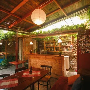  Hostel The Wanderers